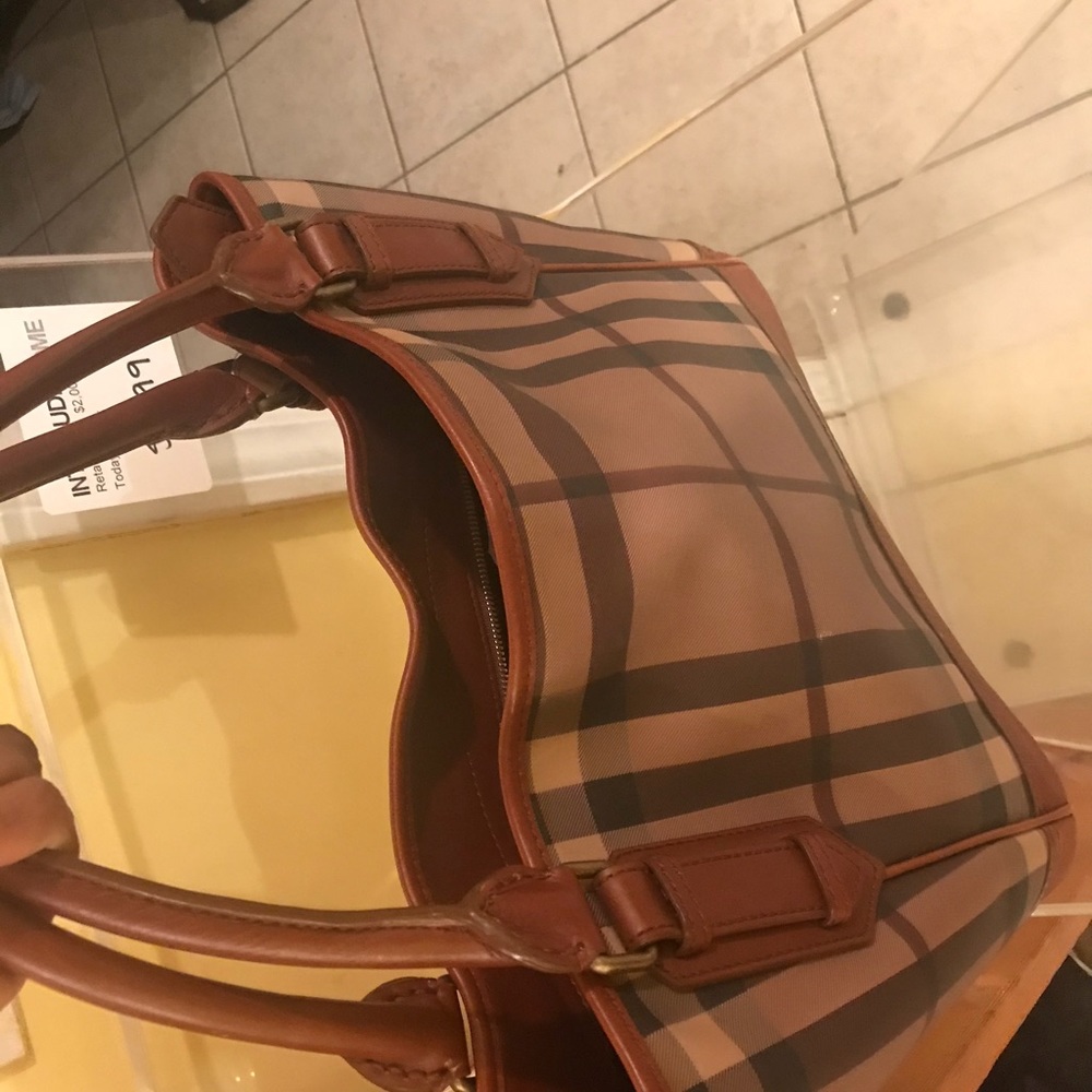 Handbag - Picture 4 of 8